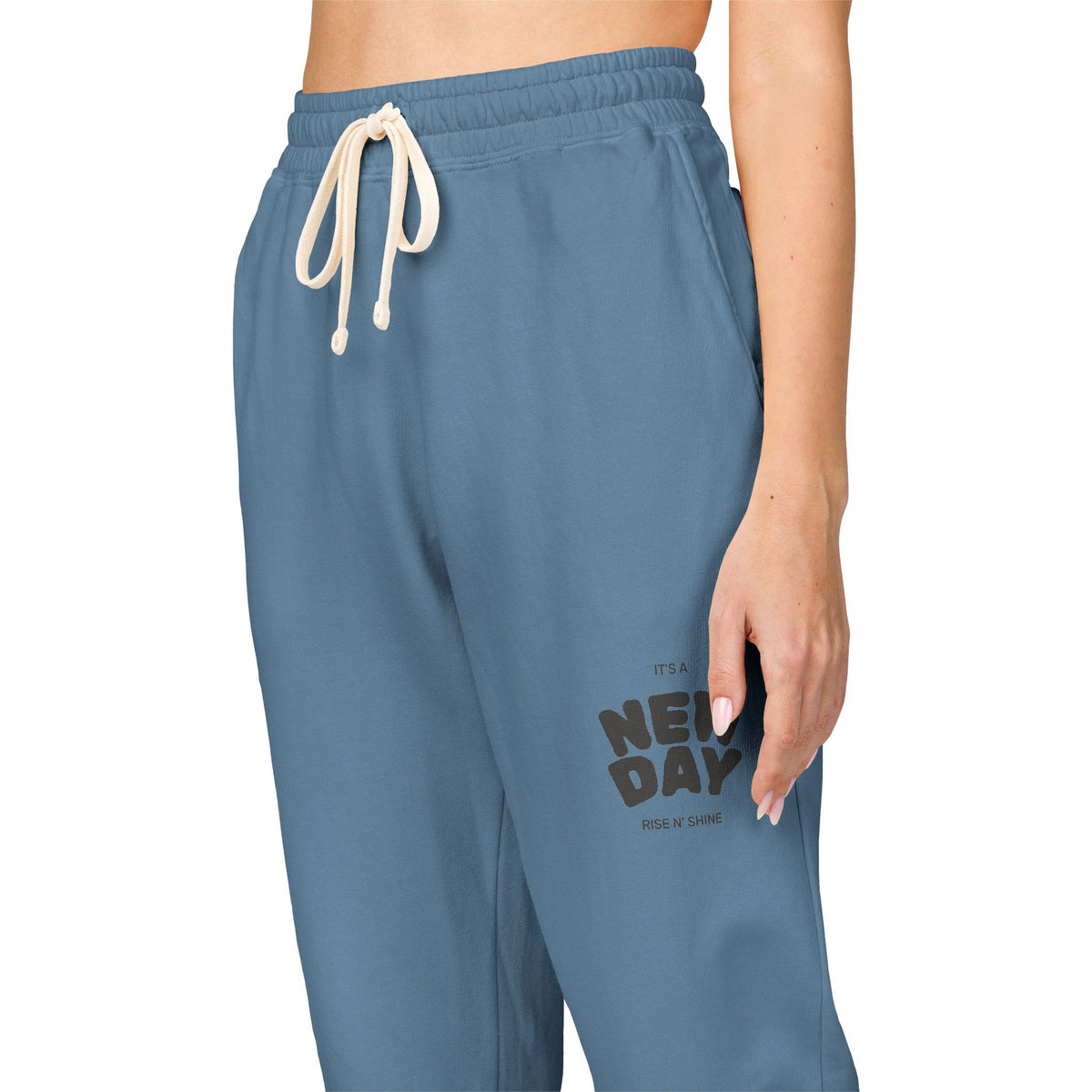 Embroidered 'Mom' Handprint Fleece Sweatpants — Cozy Gift for New Moms & Mother's Day